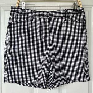 •Lands’ End•  Mid-Rise Gingham Flat Front Shorts - Size 10